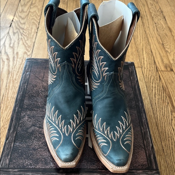 Circle G Blue Ankle Boots with Tan Stitching - Picture 3 of 7